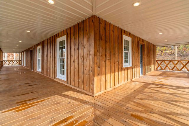 949 3447 Highway, Mckee, KY 40447