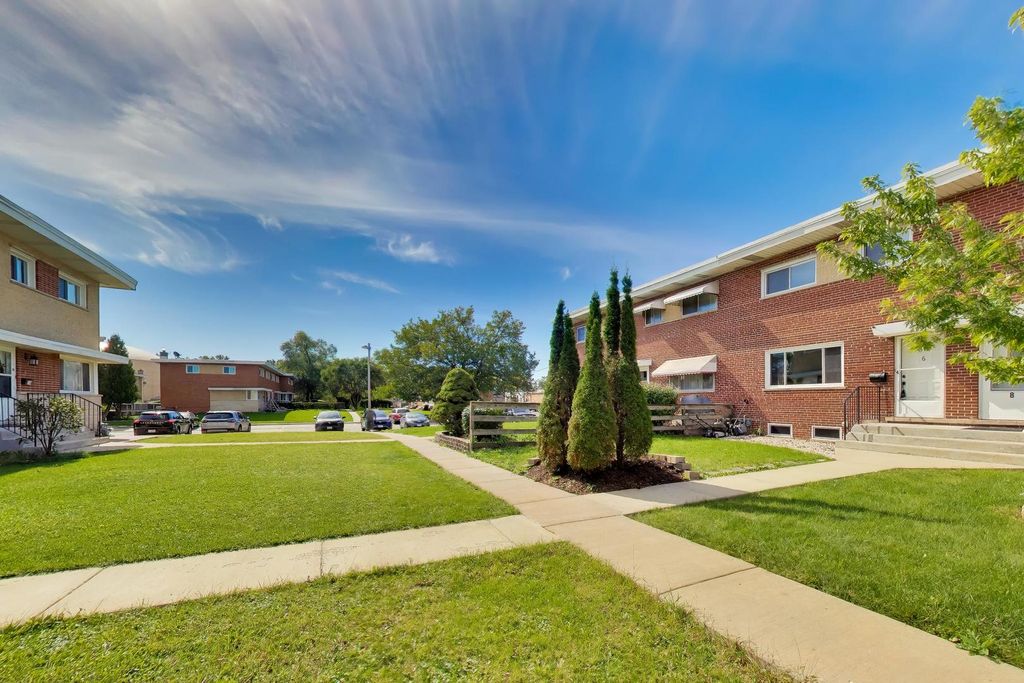 6 E Judith Ann Drive, Mount Prospect, IL 60056 — photo 4