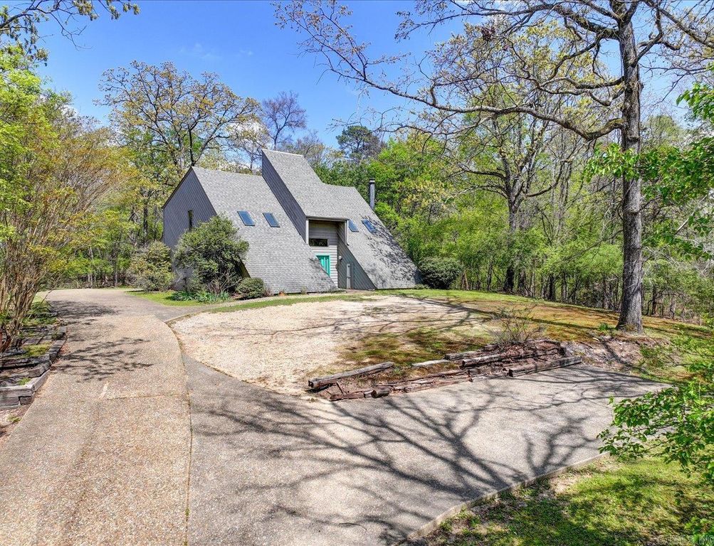 141 Penbay Pl, Hot Springs, AR 71901