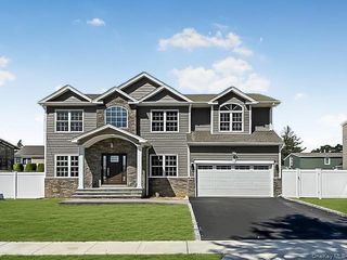 51 Michigan Avenue, Massapequa, NY 11758
