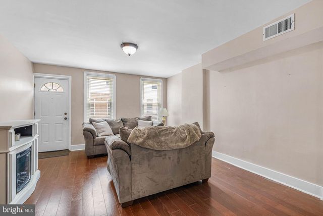 137 SIGEL ST, Philadelphia, PA 19148