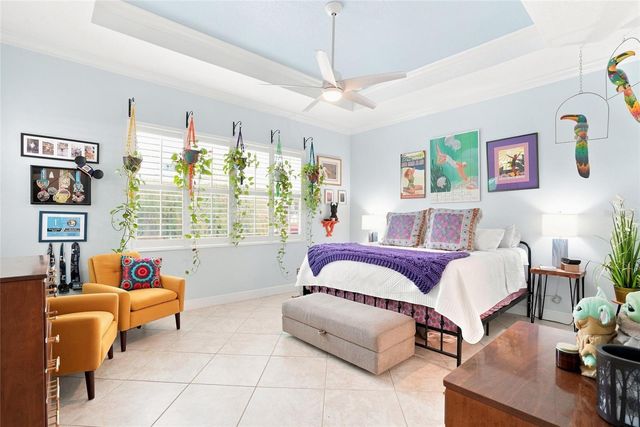 5057 LAKE OVERLOOK AVENUE, Bradenton, FL 34208