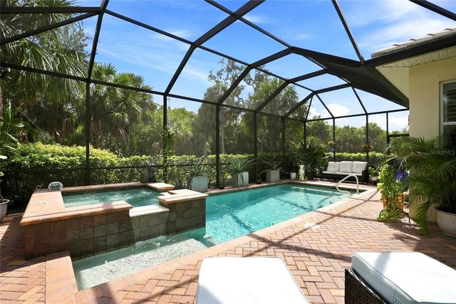 5057 LAKE OVERLOOK AVENUE, Bradenton, FL 34208