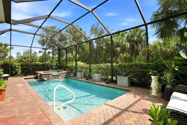 5057 LAKE OVERLOOK AVENUE, Bradenton, FL 34208