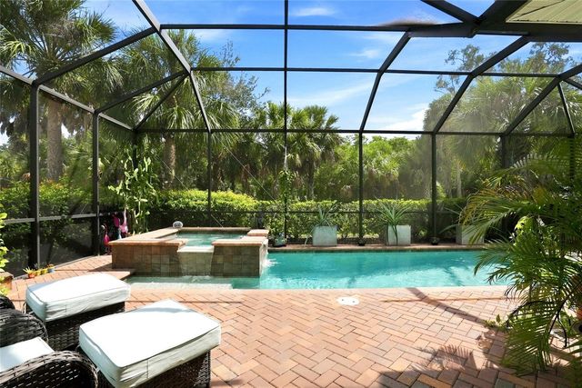 5057 LAKE OVERLOOK AVENUE, Bradenton, FL 34208