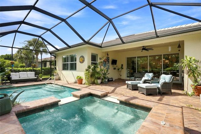 5057 LAKE OVERLOOK AVENUE, Bradenton, FL 34208