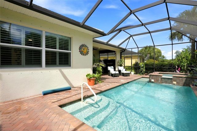 5057 LAKE OVERLOOK AVENUE, Bradenton, FL 34208