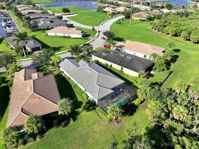 5057 LAKE OVERLOOK AVENUE, Bradenton, FL 34208