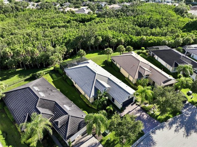 5057 LAKE OVERLOOK AVENUE, Bradenton, FL 34208