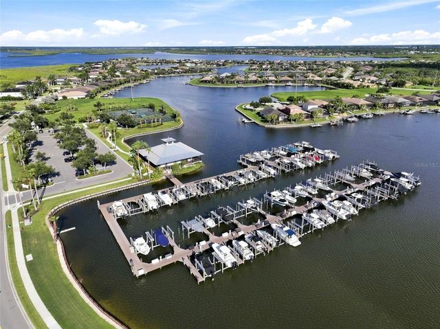5057 LAKE OVERLOOK AVENUE, Bradenton, FL 34208