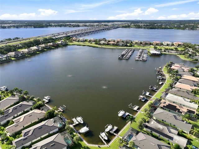 5057 LAKE OVERLOOK AVENUE, Bradenton, FL 34208