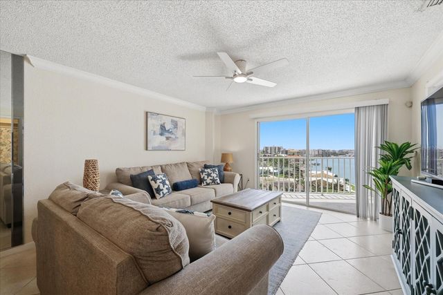 610 ISLAND WAY 607, Clearwater Beach, FL 33767