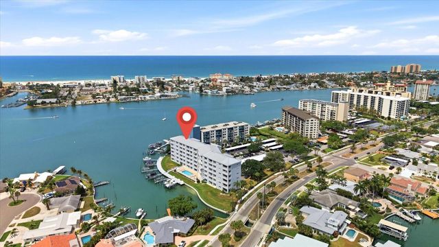 610 ISLAND WAY 607, Clearwater Beach, FL 33767