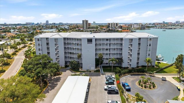 610 ISLAND WAY 607, Clearwater Beach, FL 33767