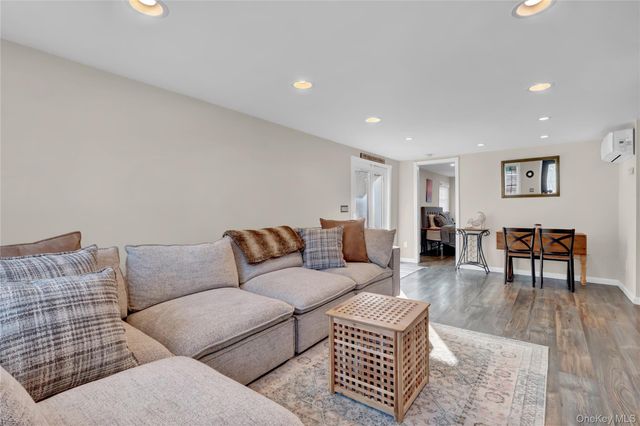 16 Magnolia Drive, Kings Park, NY 11754