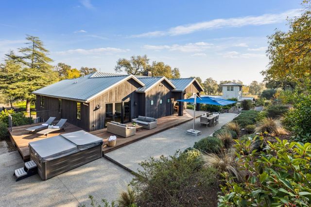 1135 Soda Canyon Rd, Napa, CA 94558