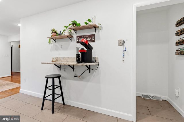 10111 GREEN FOREST DR, Adelphi, MD 20783