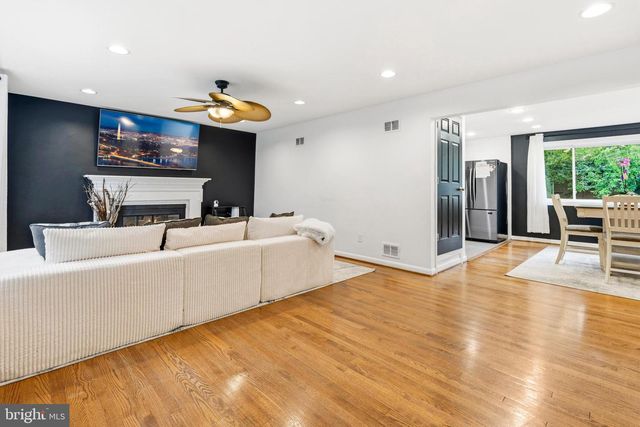 10111 GREEN FOREST DR, Adelphi, MD 20783