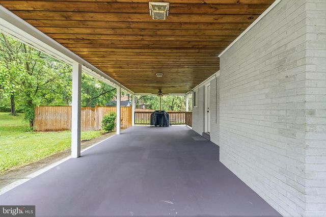 10111 GREEN FOREST DR, Adelphi, MD 20783