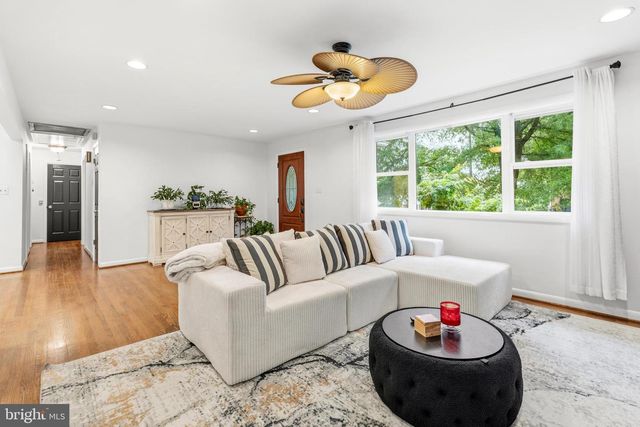 10111 GREEN FOREST DR, Adelphi, MD 20783