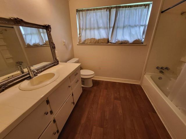 20914 Highway 35, Sweeny, TX 77480