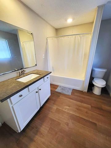 20914 Highway 35, Sweeny, TX 77480
