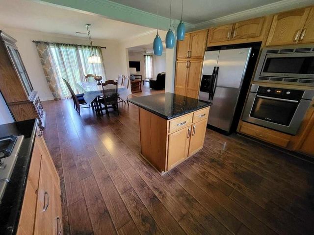 20914 Highway 35, Sweeny, TX 77480