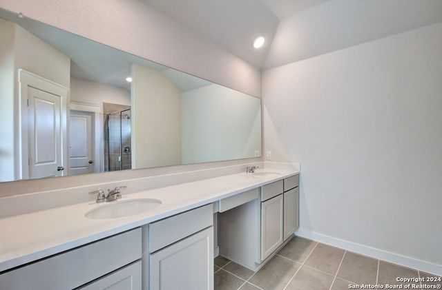 956 Tornado Ridge, New Braunfels, TX 78130