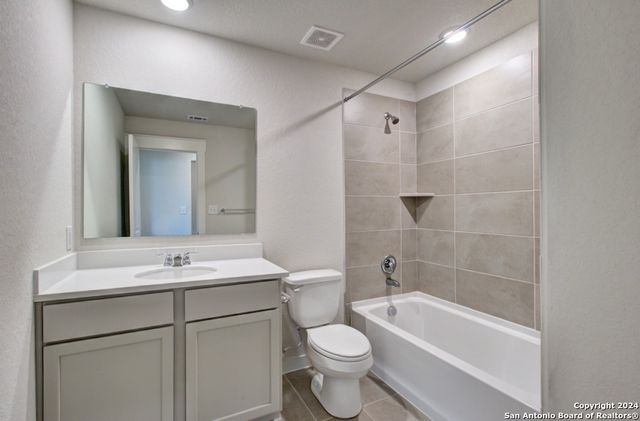 956 Tornado Ridge, New Braunfels, TX 78130