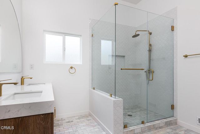 180 W Harriet Street, Altadena, CA 91001