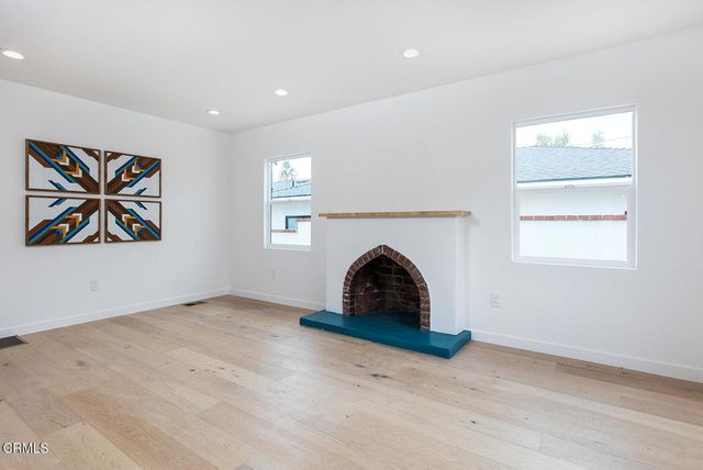 180 W Harriet Street, Altadena, CA 91001
