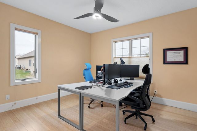 4107 Saint Erin Court, Bettendorf, IA 52722