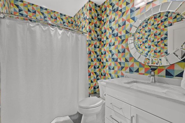 4107 Saint Erin Court, Bettendorf, IA 52722