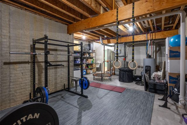 4107 Saint Erin Court, Bettendorf, IA 52722