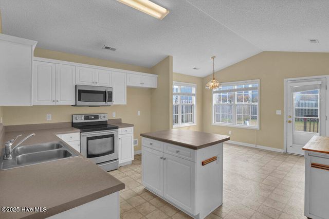 7226 Copperfield Court, Wilmington, NC 28411