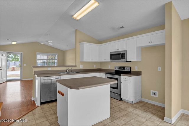 7226 Copperfield Court, Wilmington, NC 28411