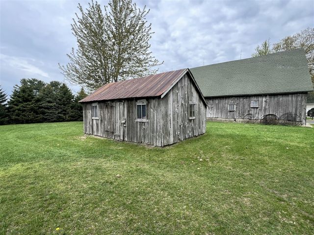 8331 112th Avenue, West Olive, MI 49460