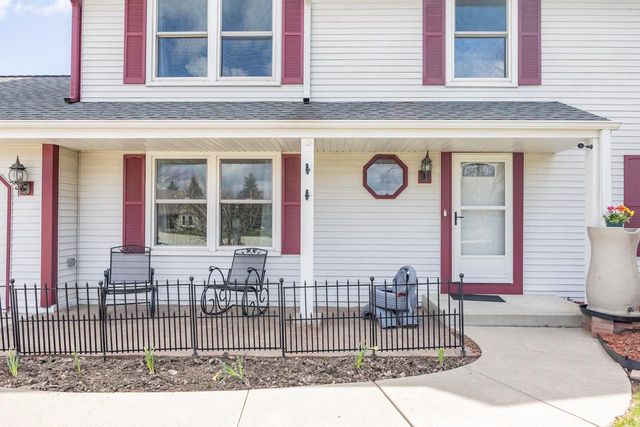 S67W14979 Koso DRIVE, Muskego, WI 53150