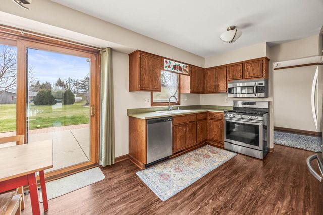 S67W14979 Koso DRIVE, Muskego, WI 53150