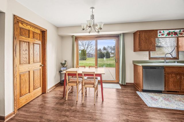 S67W14979 Koso DRIVE, Muskego, WI 53150