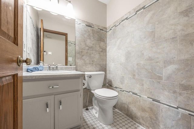 S67W14979 Koso DRIVE, Muskego, WI 53150