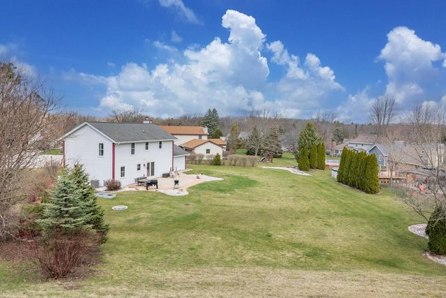 S67W14979 Koso DRIVE, Muskego, WI 53150