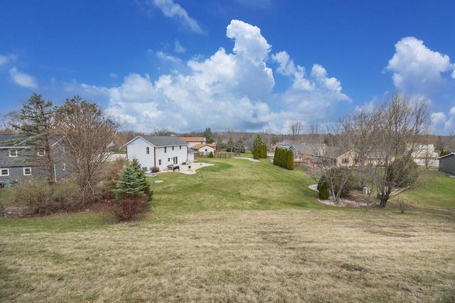 S67W14979 Koso DRIVE, Muskego, WI 53150