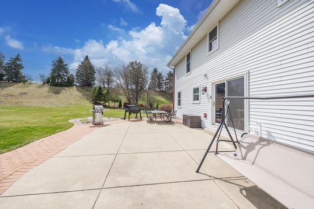 S67W14979 Koso DRIVE, Muskego, WI 53150
