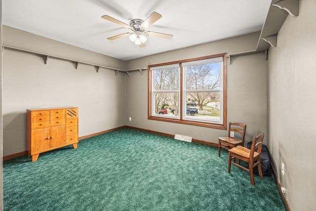 S67W14979 Koso DRIVE, Muskego, WI 53150