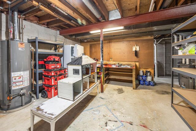 S67W14979 Koso DRIVE, Muskego, WI 53150
