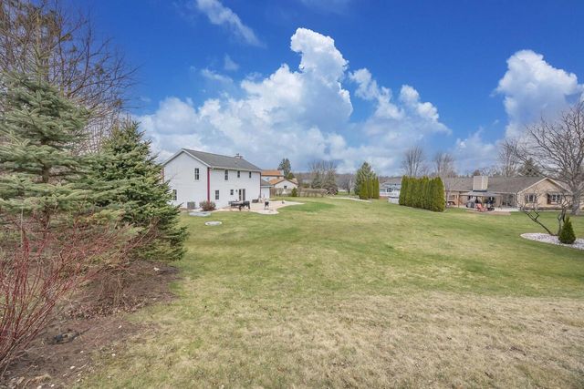S67W14979 Koso DRIVE, Muskego, WI 53150
