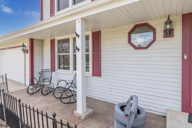 S67W14979 Koso DRIVE, Muskego, WI 53150