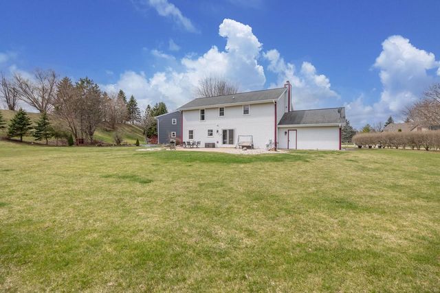 S67W14979 Koso DRIVE, Muskego, WI 53150