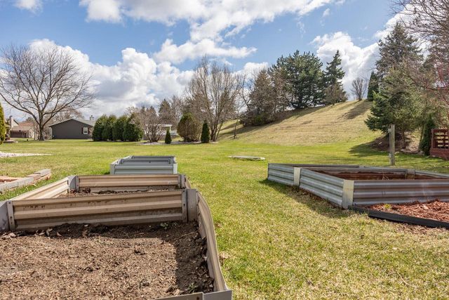 S67W14979 Koso DRIVE, Muskego, WI 53150